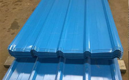 彩钢板在青海地区建筑应用中的特点与选型建议.jpg